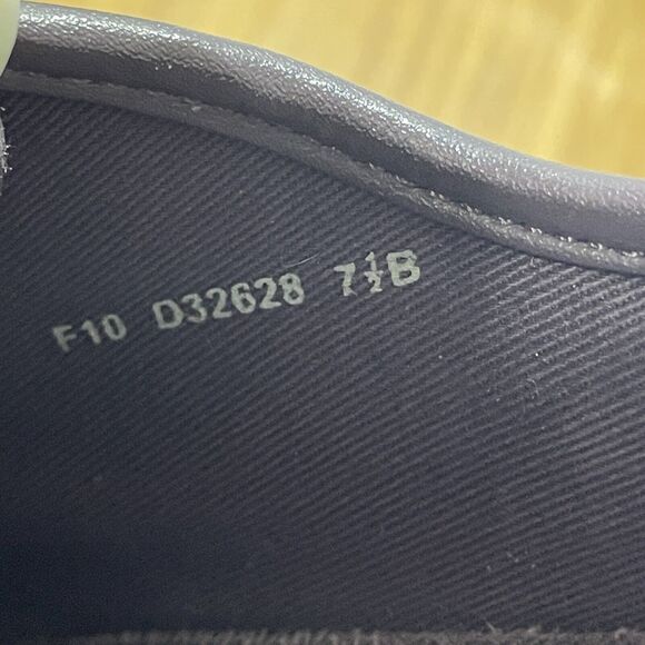 Cole Haan Laurie Purple Patent Leather Sneaker Women's 7.5 Low-Top Skater Shoe - Picture 9 of 12